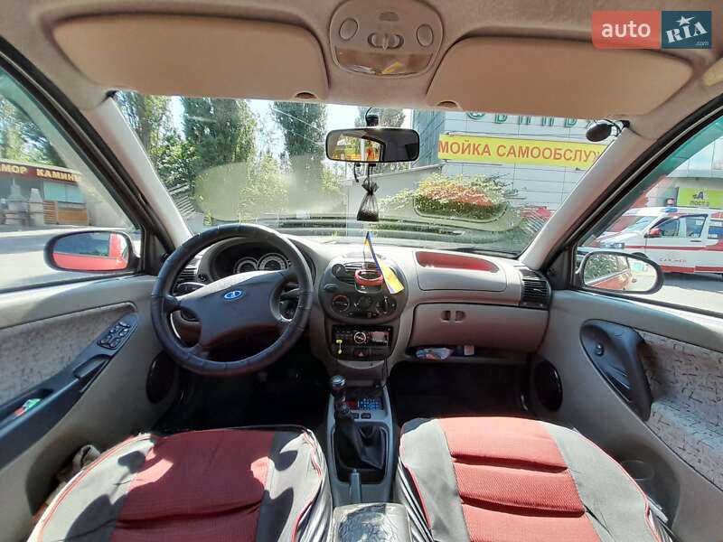 Седан ВАЗ / Lada 1118 Калина 2006 в Харькове