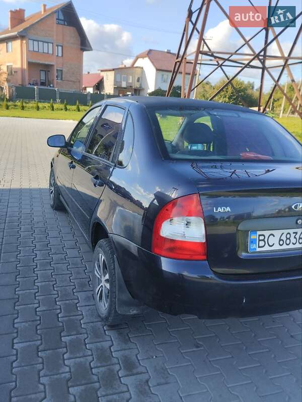 Седан ВАЗ / Lada 1118 Калина 2007 в Львові