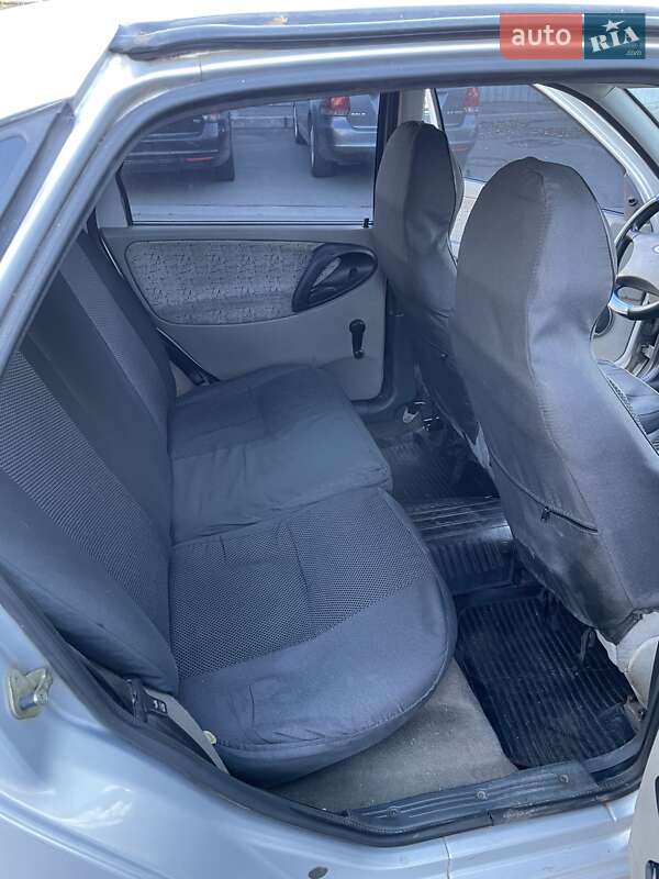 Седан ВАЗ / Lada 1118 Калина 2006 в Киеве