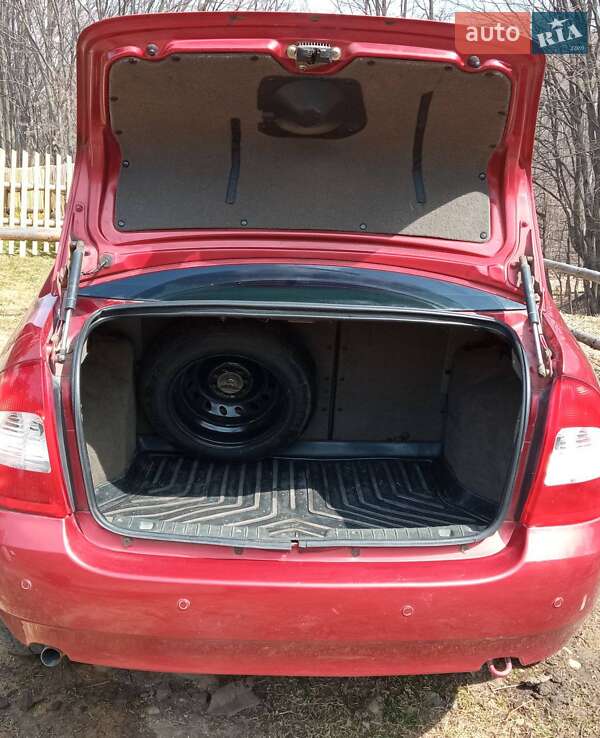 Седан ВАЗ / Lada 1118 Калина 2006 в Долині