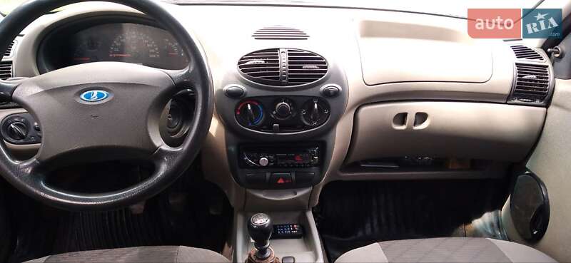 Седан ВАЗ / Lada 1118 Калина 2006 в Кривом Роге