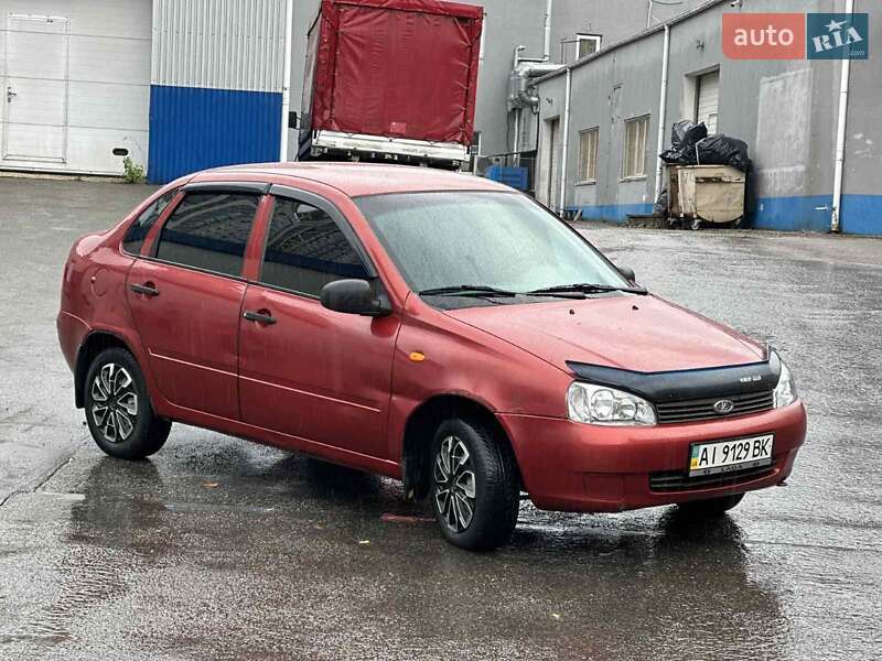 Седан ВАЗ / Lada 1118 Калина 2008 в Переяславі