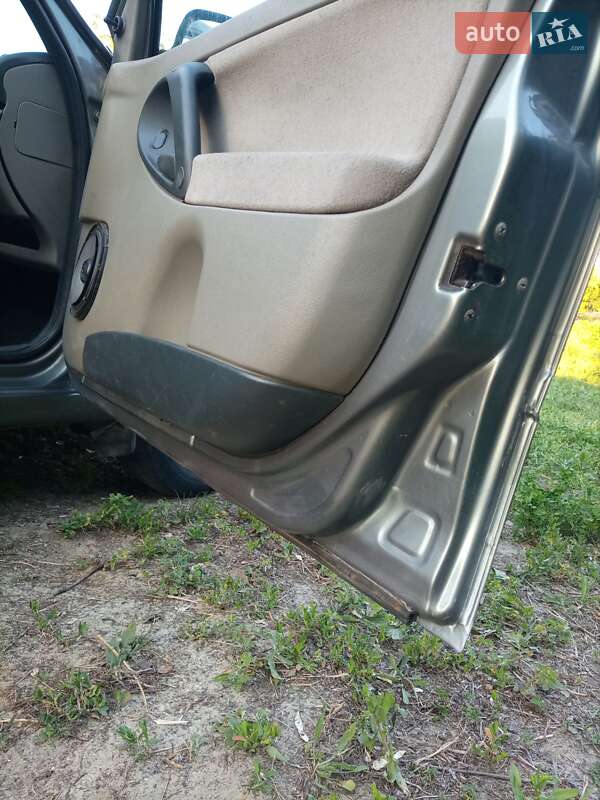 Седан ВАЗ / Lada 1118 Калина 2008 в Харькове