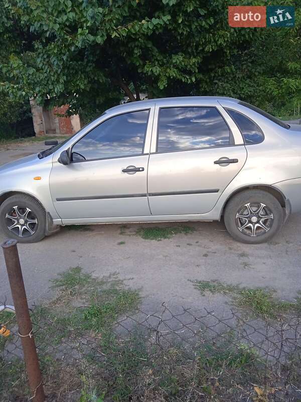 Седан ВАЗ / Lada 1118 Калина 2006 в Вінниці