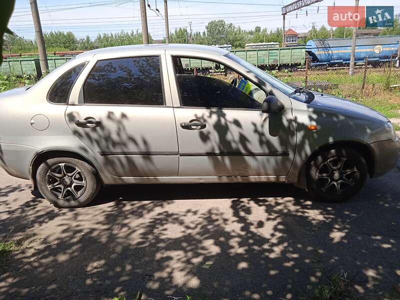 Седан ВАЗ / Lada 1118 Калина 2006 в Вінниці