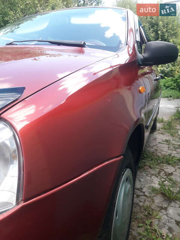 Седан ВАЗ / Lada 1118 Калина 2007 в Конотопе