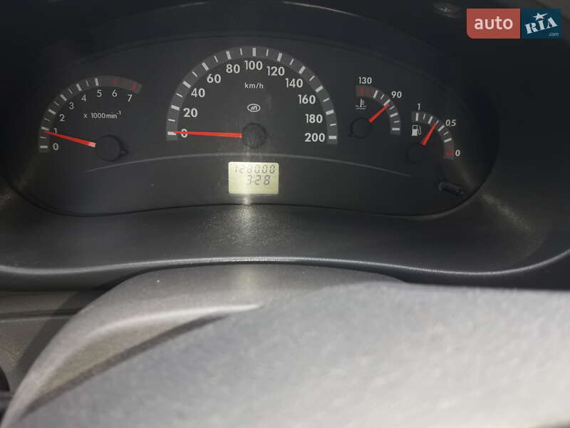 Седан ВАЗ / Lada 1118 Калина 2007 в Конотопе