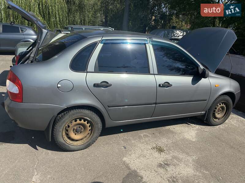 Седан ВАЗ / Lada 1118 Калина 2008 в Киеве