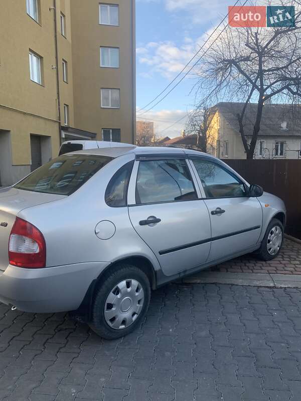 Седан ВАЗ / Lada 1118 Калина 2008 в Ивано-Франковске фото 2 Седан ВАЗ / Lada 1118 Калина 2008 в Ивано-Франковске