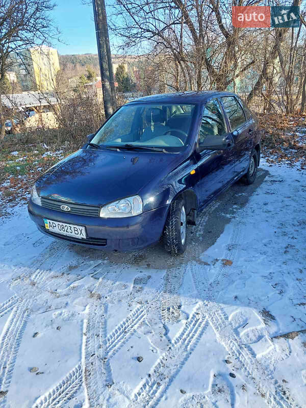 Седан ВАЗ / Lada 1118 Калина 2010 в Ужгороді