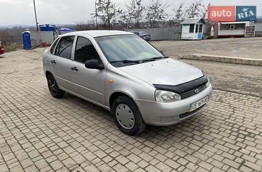 Седан ВАЗ / Lada 1118 Калина 2007 в Черновцах