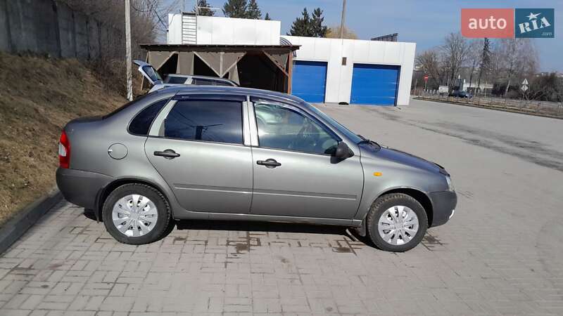 Седан ВАЗ / Lada 1118 Калина 2010 в Тернополе