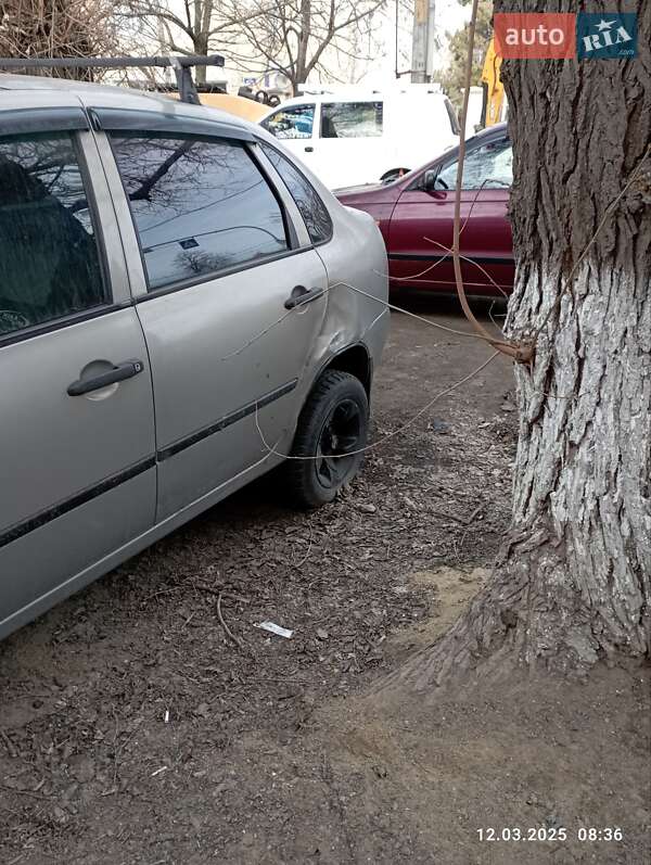 Седан ВАЗ / Lada 1118 Калина 2006 в Одессе