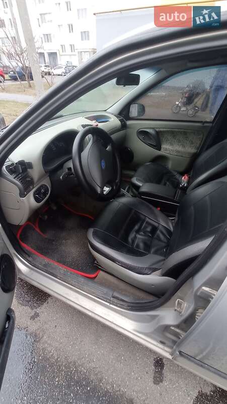 Седан ВАЗ / Lada 1118 Калина 2006 в Харькове