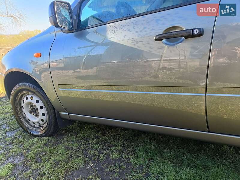 Седан ВАЗ / Lada 1118 Калина 2010 в Умани фото 5 Седан ВАЗ / Lada 1118 Калина 2010 в Умани