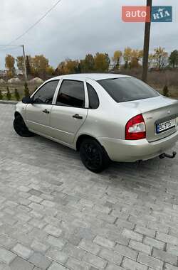 Седан ВАЗ 1118 Калина 2008 в 