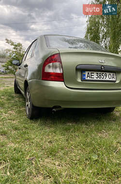 Седан ВАЗ 1118 Калина 2008 в 