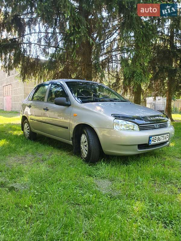 Седан ВАЗ / Lada 1118 Калина 2006 в Житомирі