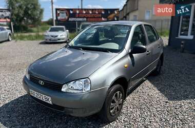 Седан ВАЗ 1118 Калина 2008 в 