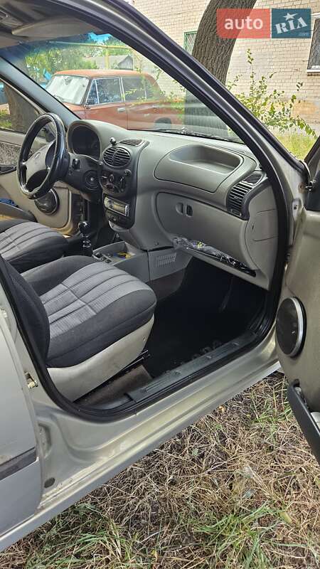 Седан ВАЗ / Lada 1118 Калина 2006 в Днепре фото 5 Седан ВАЗ / Lada 1118 Калина 2006 в Днепре