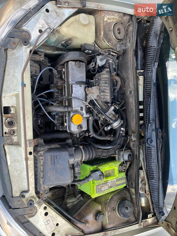 Седан ВАЗ / Lada 1118 Калина 2008 в Киеве