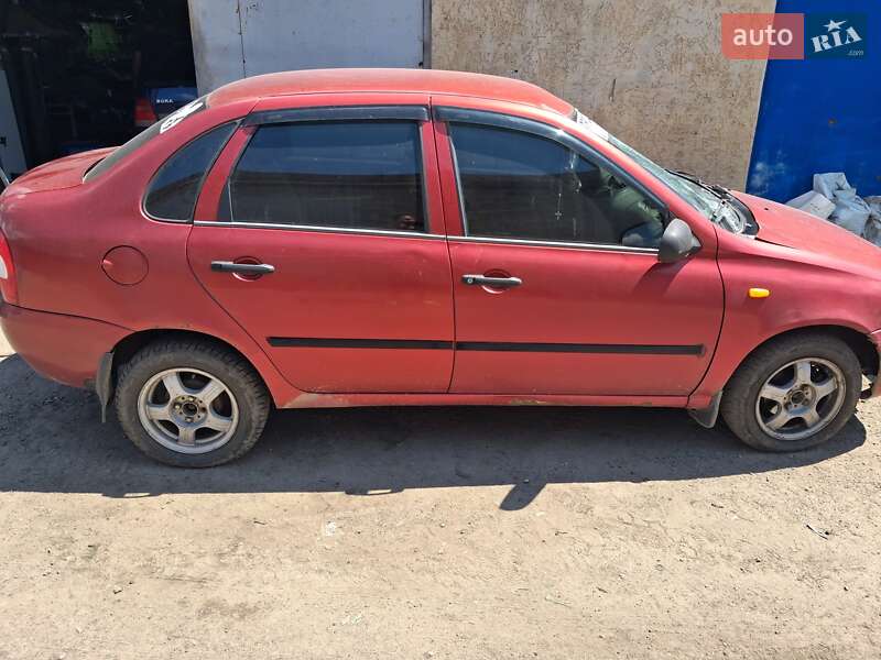 Седан ВАЗ / Lada 1118 Калина 2006 в Харькове