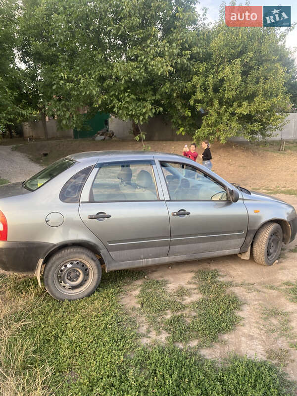 Седан ВАЗ / Lada 1118 Калина 2007 в Знаменке