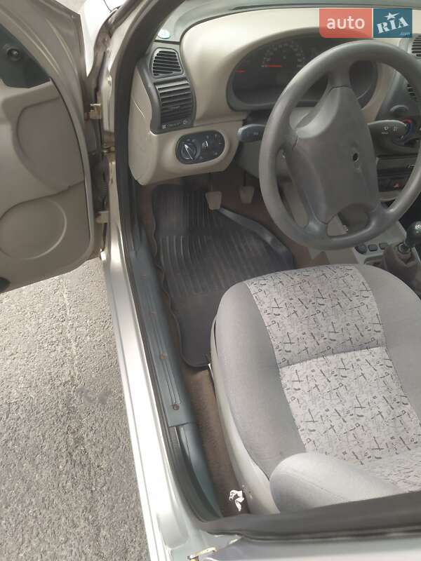 Седан ВАЗ / Lada 1118 Калина 2006 в Мукачево