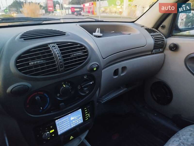 Седан ВАЗ / Lada 1118 Калина 2006 в Броварах