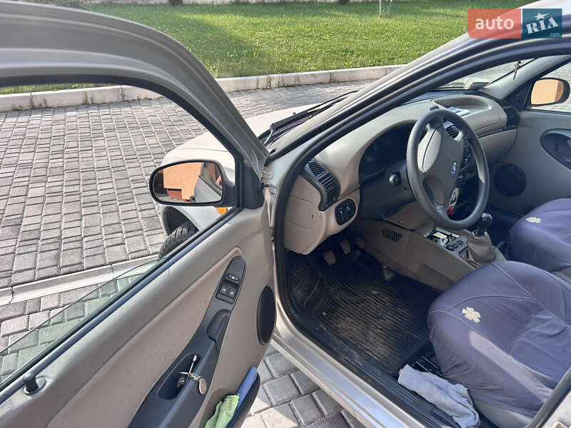 Седан ВАЗ / Lada 1118 Калина 2008 в Львове