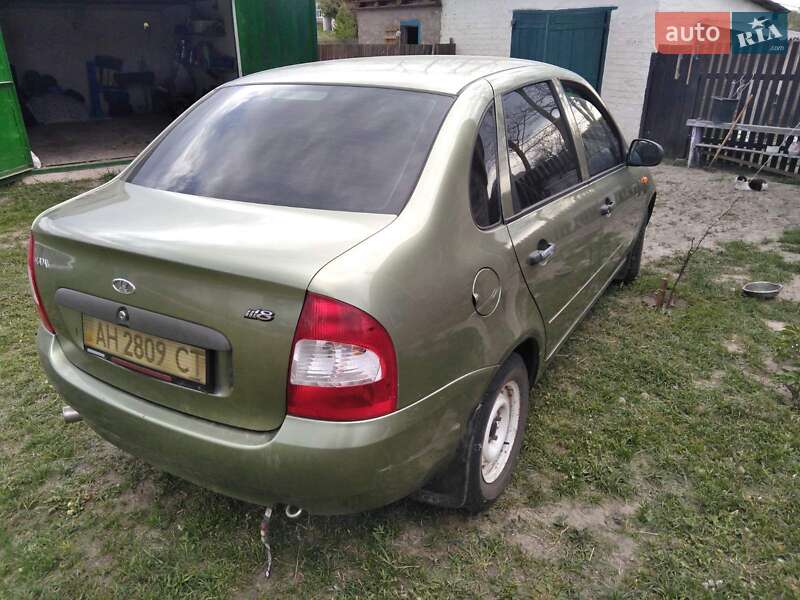 Седан ВАЗ / Lada 1118 Калина 2008 в Золотоноше