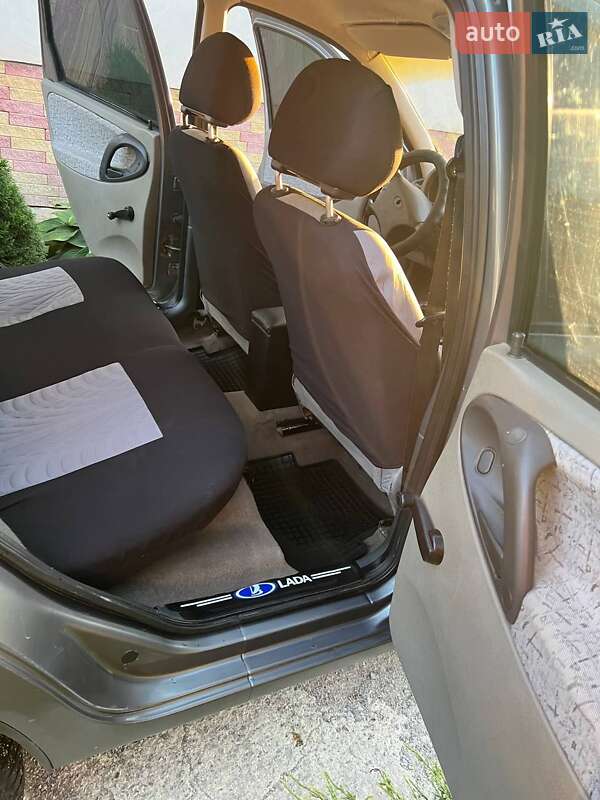 Седан ВАЗ / Lada 1118 Калина 2006 в Ивано-Франковске