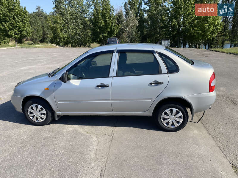 ВАЗ / Lada 1118 Калина 2011