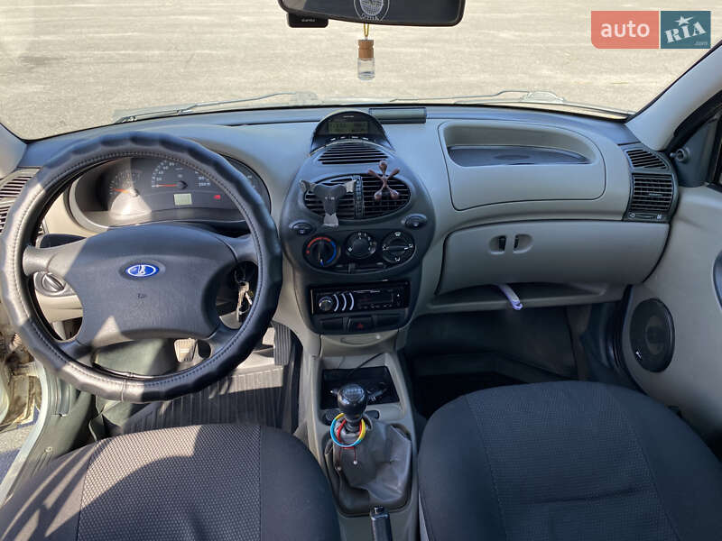 Седан ВАЗ / Lada 1118 Калина 2011 в Горишних Плавнях фото 11 Седан ВАЗ / Lada 1118 Калина 2011 в Горишних Плавнях