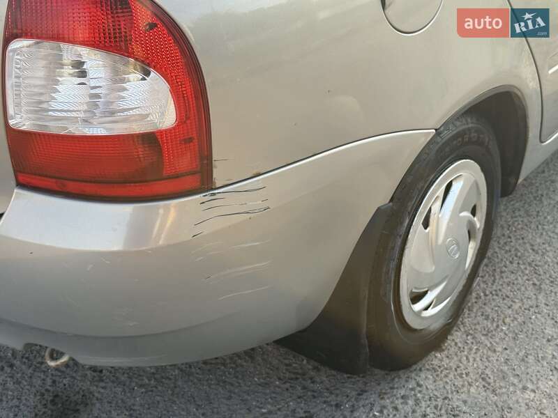 Седан ВАЗ / Lada 1118 Калина 2006 в Черновцах