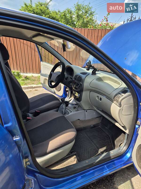 Седан ВАЗ / Lada 1118 Калина 2006 в Бурині