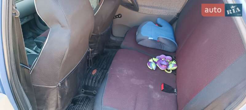 Седан ВАЗ / Lada 1118 Калина 2007 в Славянске фото 3 Седан ВАЗ / Lada 1118 Калина 2007 в Славянске