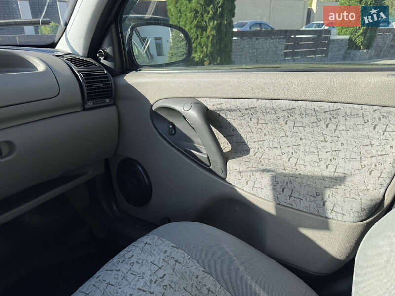 Седан ВАЗ / Lada 1118 Калина 2007 в Харькове