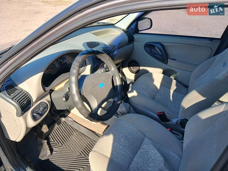 Седан ВАЗ / Lada 1118 Калина 2008 в Зміїві