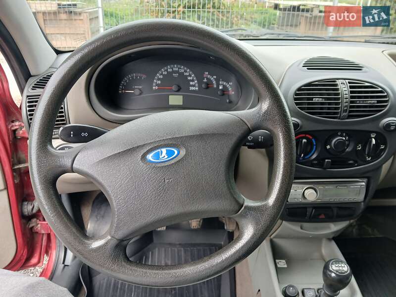 Седан ВАЗ / Lada 1118 Калина 2006 в Виннице