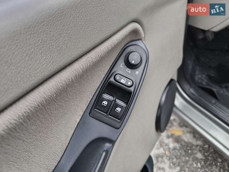 Седан ВАЗ / Lada 1118 Калина 2008 в Львове фото 19 Седан ВАЗ / Lada 1118 Калина 2008 в Львове