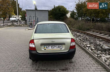 Седан ВАЗ 1118 Калина 2006 в 
