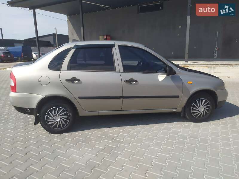 ВАЗ / Lada 1118 Калина 2006