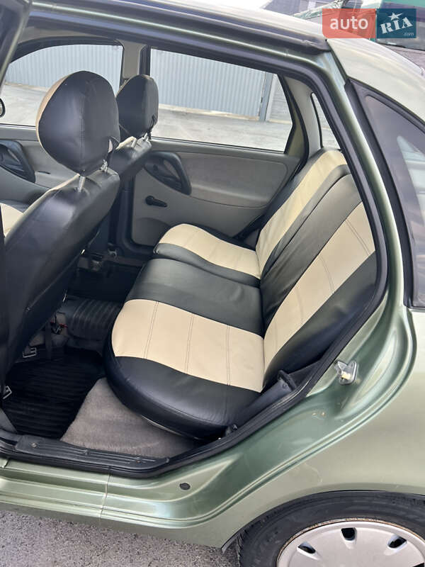 Седан ВАЗ / Lada 1118 Калина 2008 в Могилів-Подільському