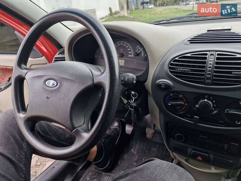 Седан ВАЗ / Lada 1118 Калина 2008 в Миколаєві