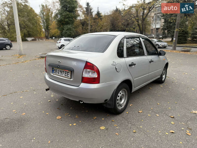 Седан ВАЗ / Lada 1118 Калина 2007 в Дніпрі фото 12 Седан ВАЗ / Lada 1118 Калина 2007 в Дніпрі