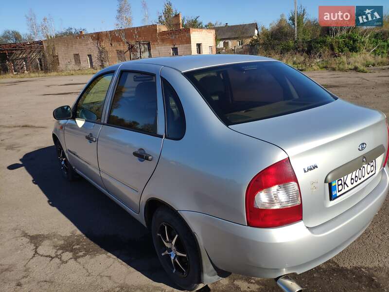 Седан ВАЗ / Lada 1118 Калина 2008 в Остроге фото 9 Седан ВАЗ / Lada 1118 Калина 2008 в Остроге