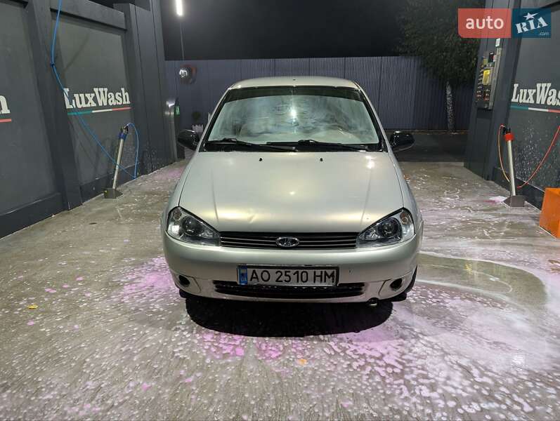 Седан ВАЗ / Lada 1118 Калина 2005 в Ужгороде фото 5 Седан ВАЗ / Lada 1118 Калина 2005 в Ужгороде