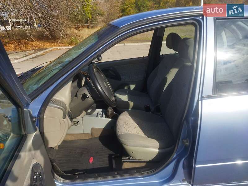 Седан ВАЗ / Lada 1118 Калина 2006 в Запорожье фото 3 Седан ВАЗ / Lada 1118 Калина 2006 в Запорожье