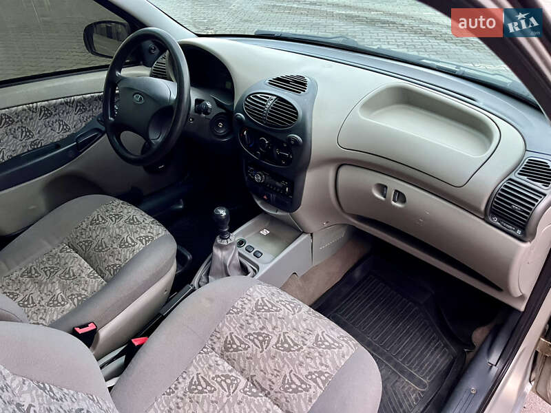 Седан ВАЗ / Lada 1118 Калина 2006 в Чернівцях фото 19 Седан ВАЗ / Lada 1118 Калина 2006 в Чернівцях